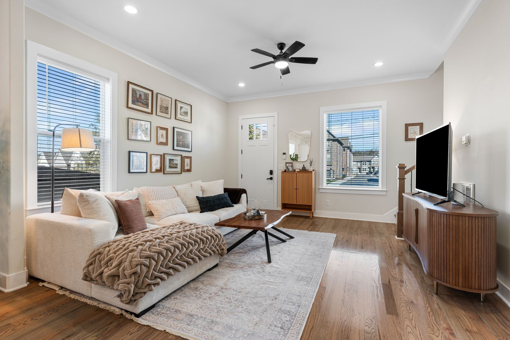 914 Elvira Ave A