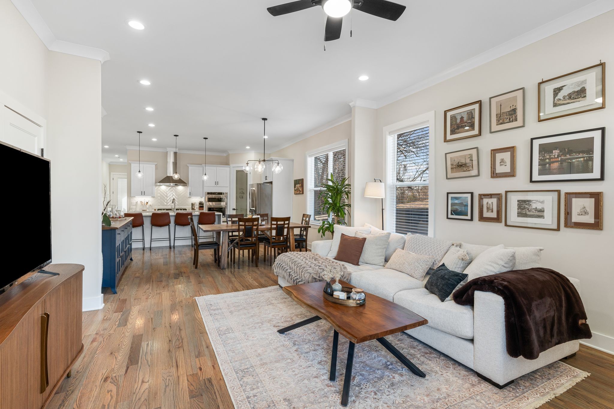 914 Elvira Ave A