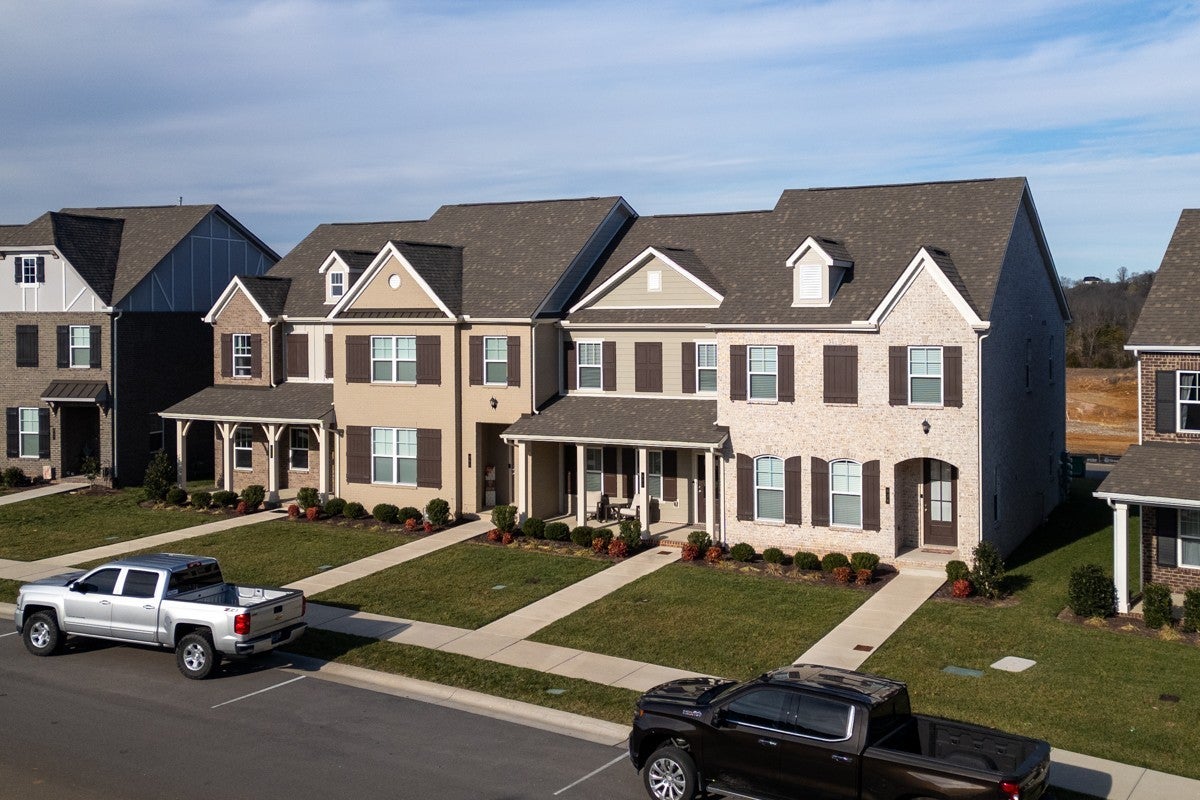 931 Nance Ln