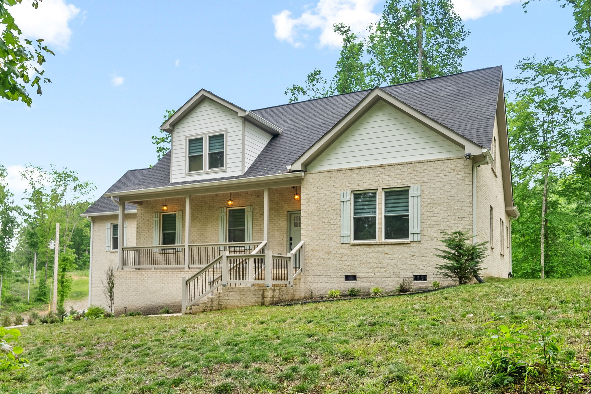 514 Doy Rd E