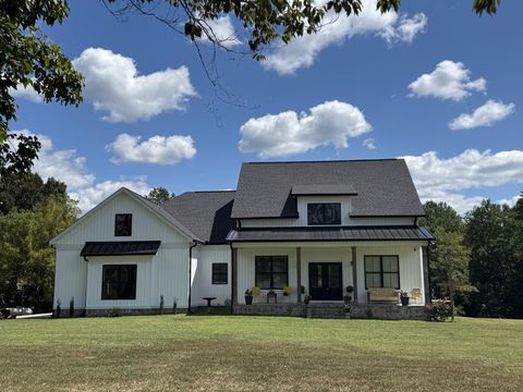 314 Oakmere Ln Lafayette TN 37083