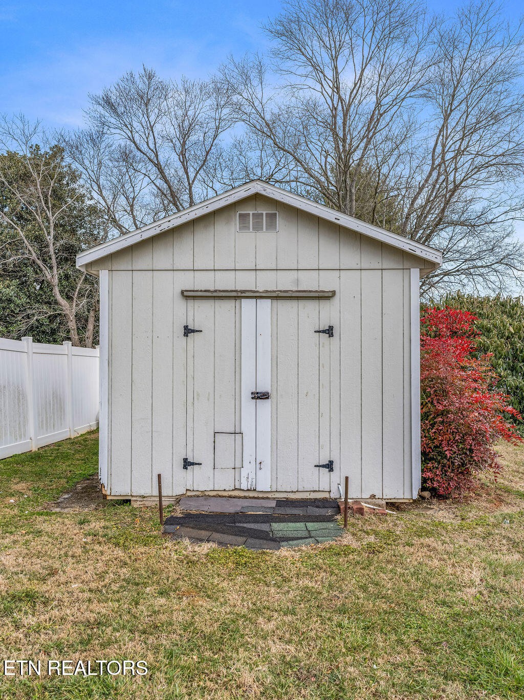 1000 Grandview Drive