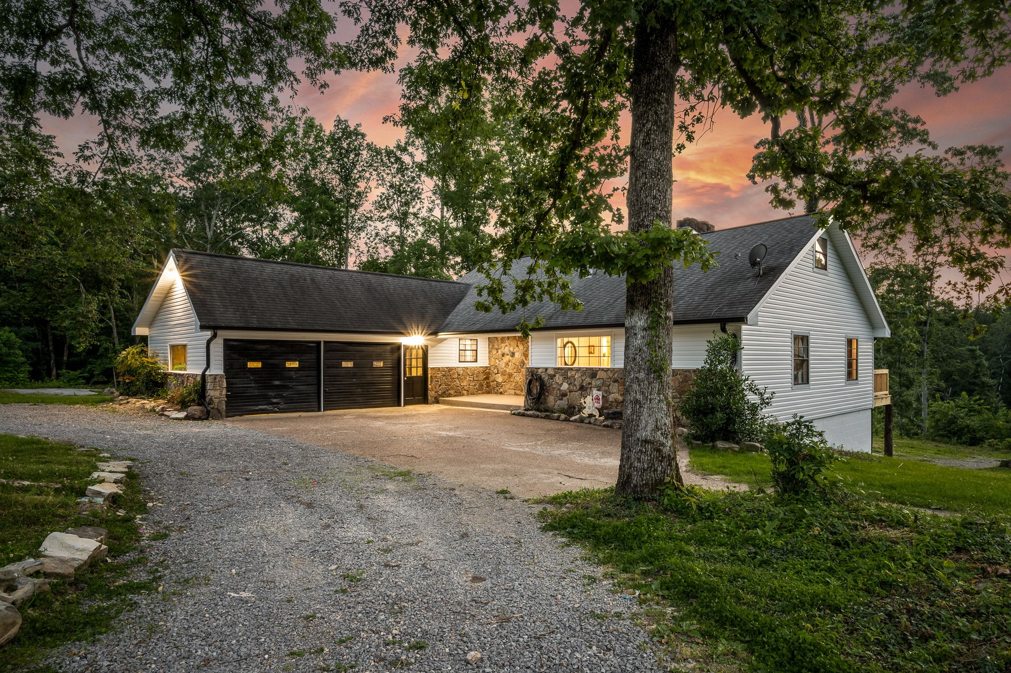 35 Magnolia Ln
