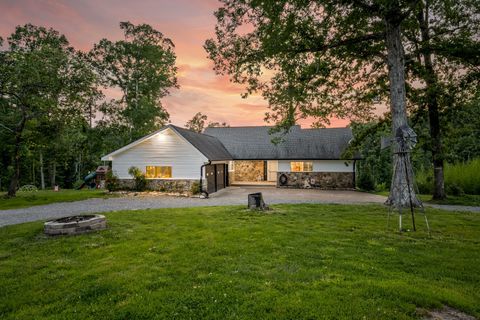 35 Magnolia Ln Normandy TN 37360