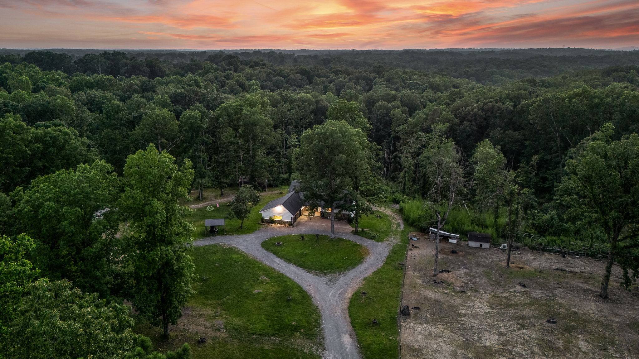 35 Magnolia Ln