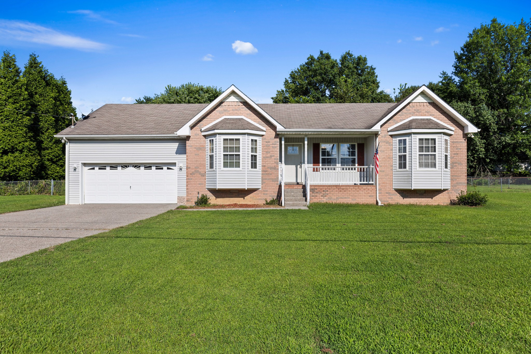 125 Sycamore Dr