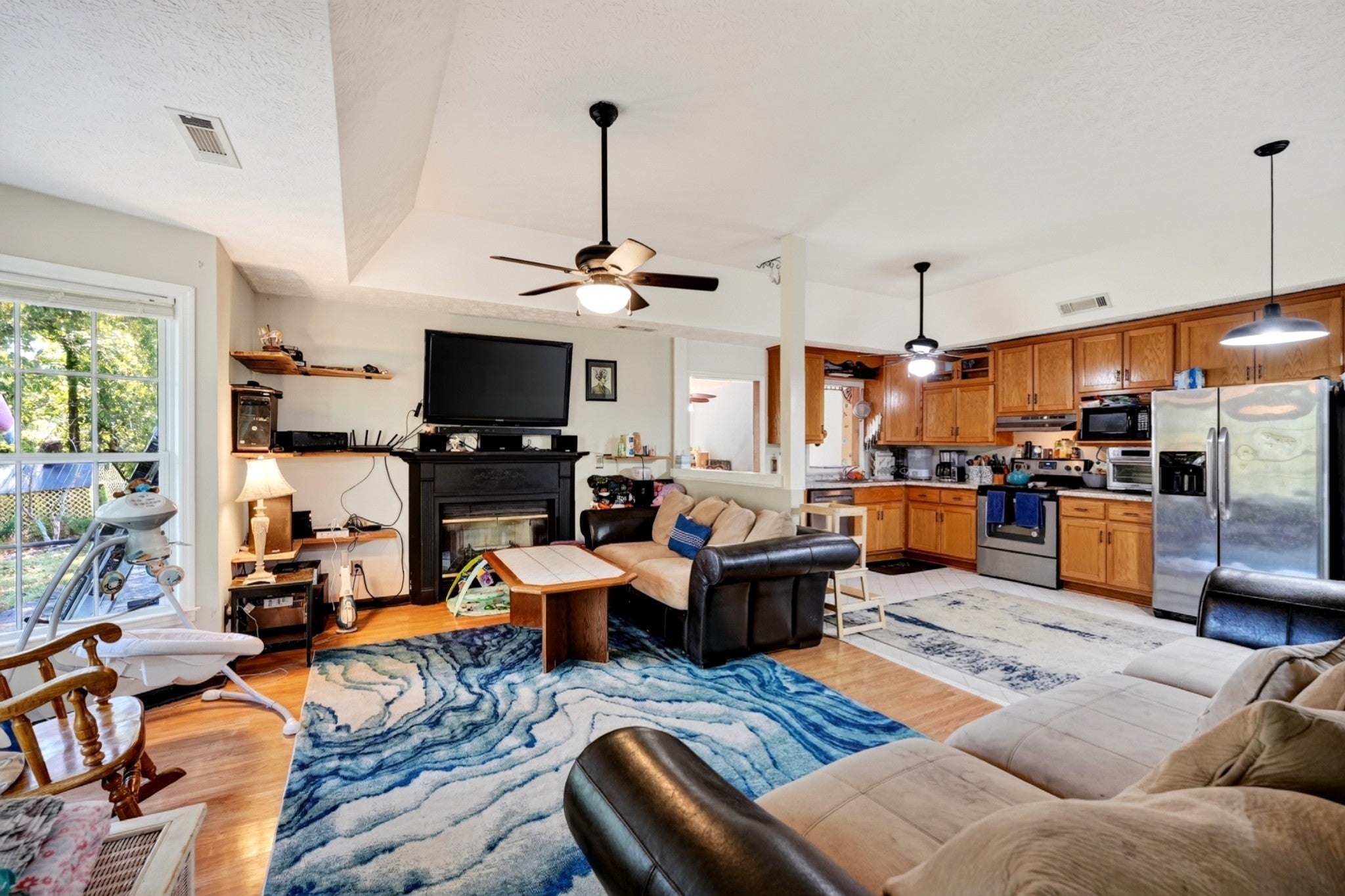 394 Lou Dr