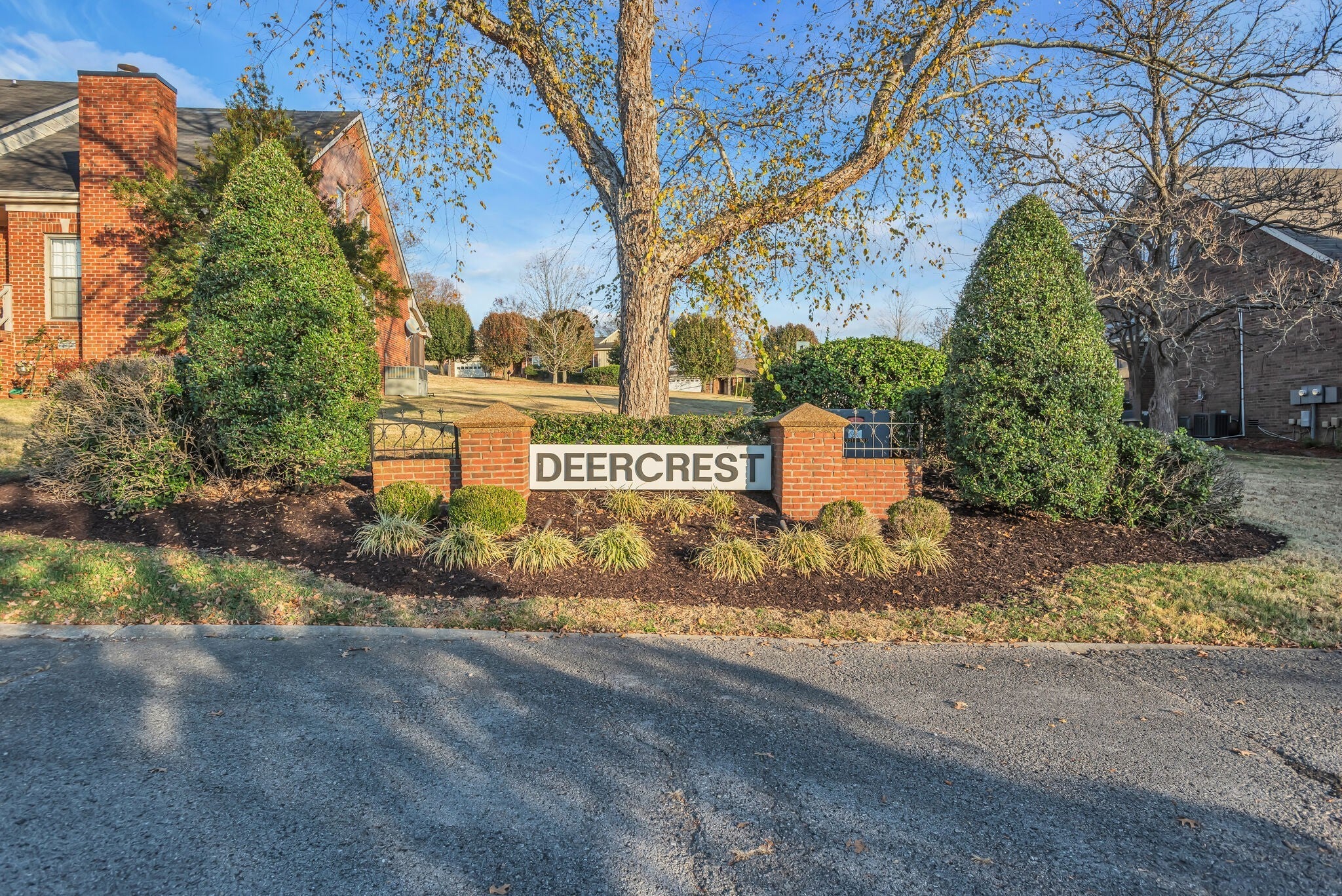 162 Deercrest Cir