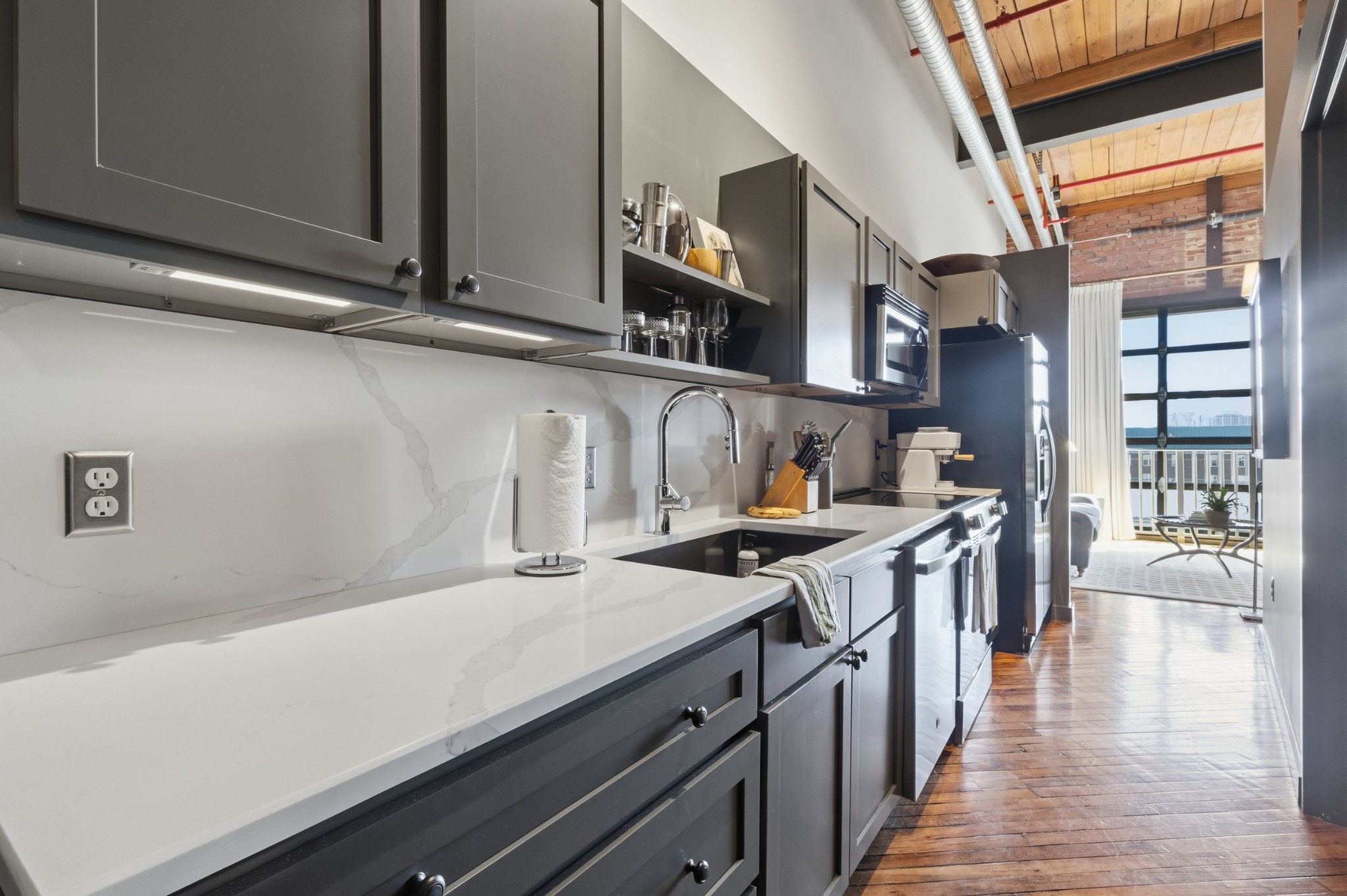 1350 Rosa L Parks Blvd 403