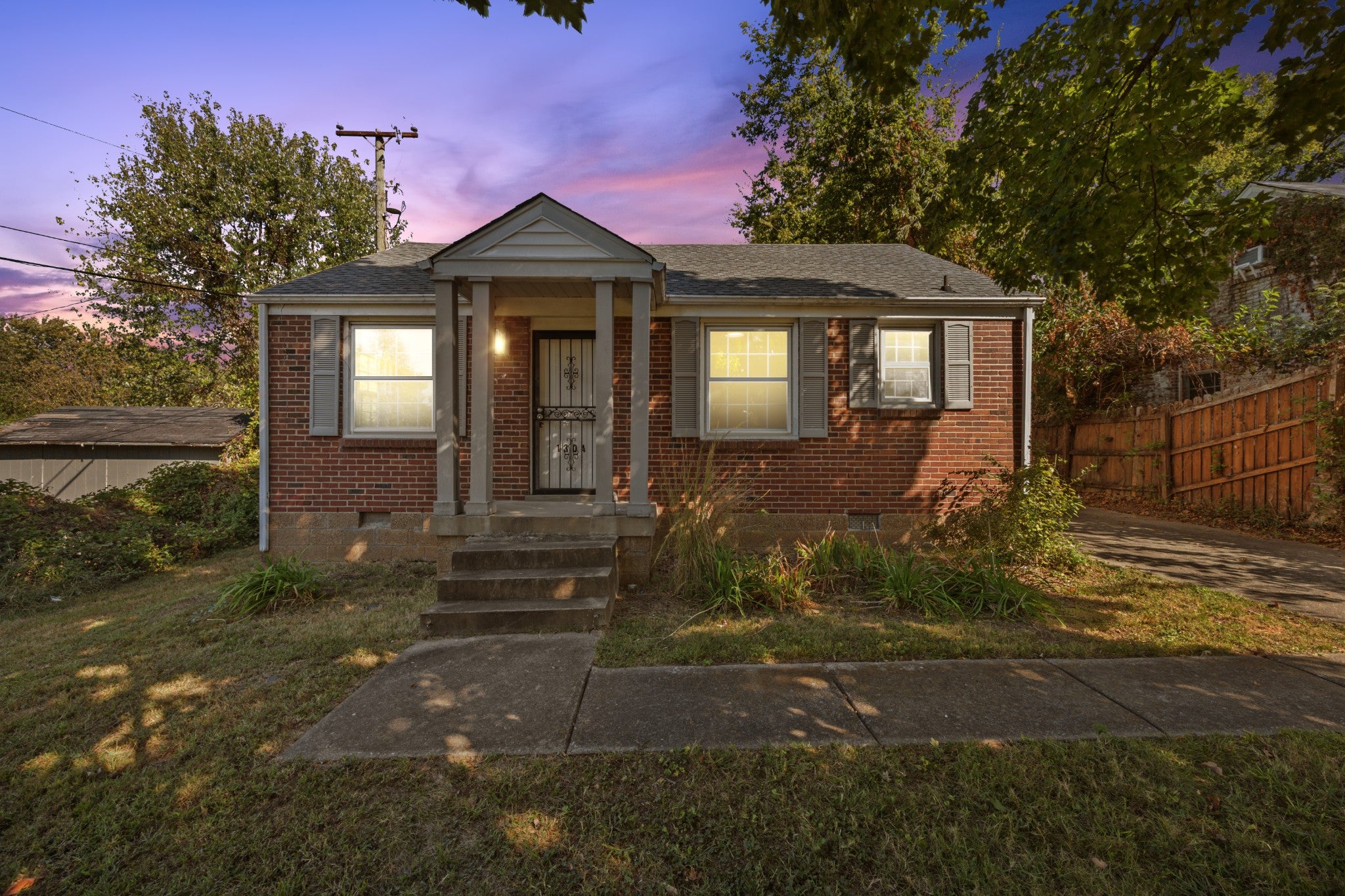 2-bed listing at 1304 Mercury Dr, Nashville