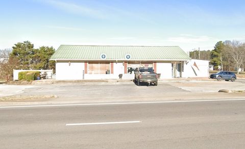 935 N Military St Loretto TN 38469