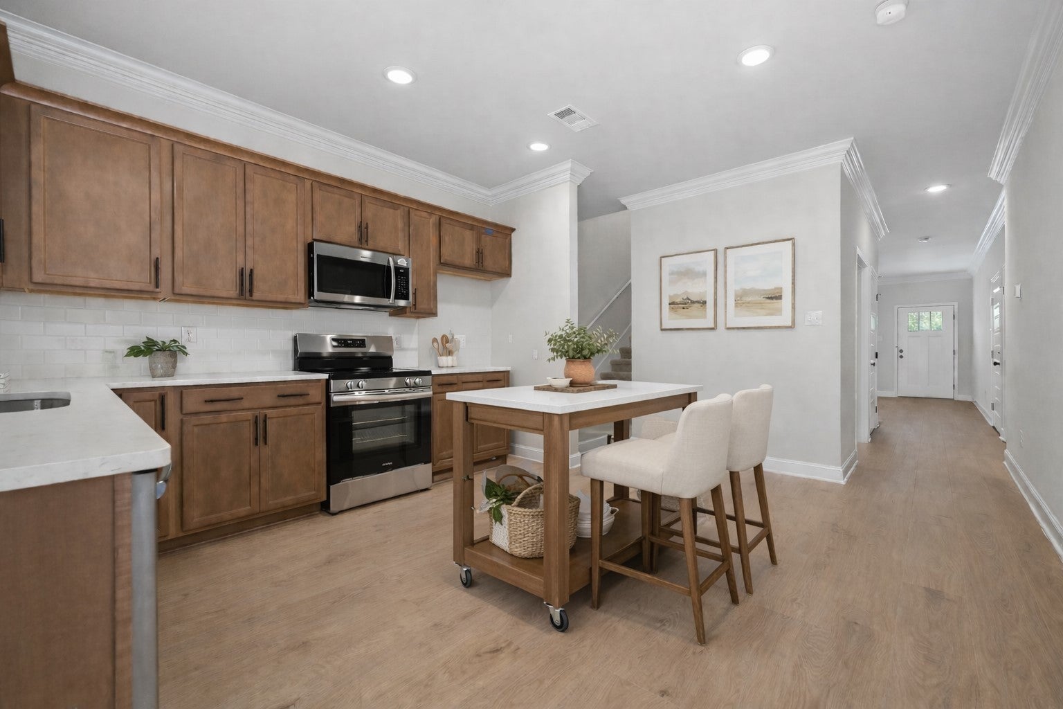 513 Rohan Dr