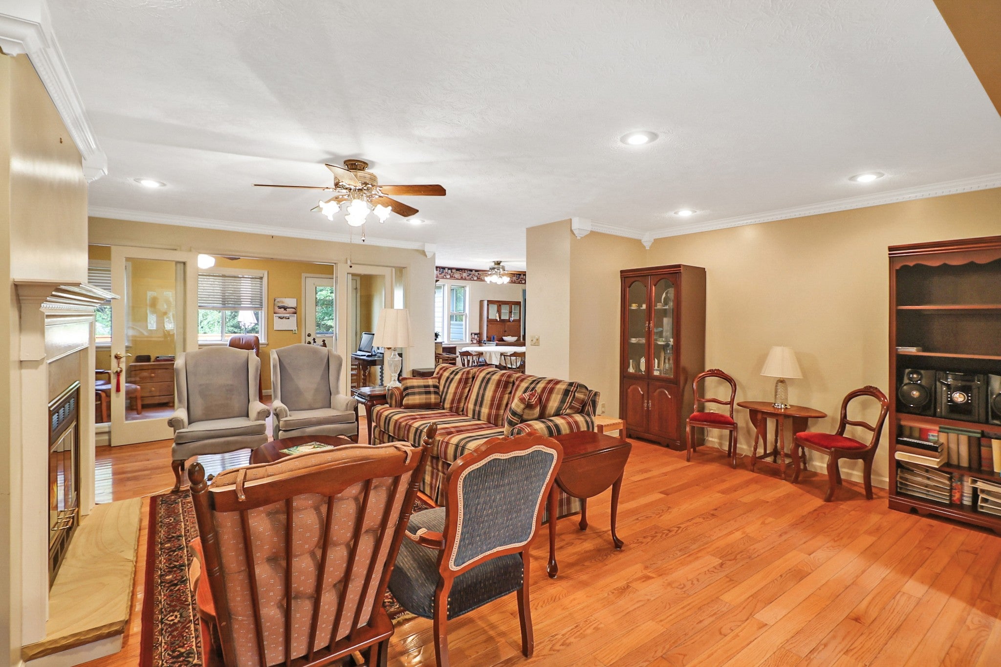 361 Creekway Dr