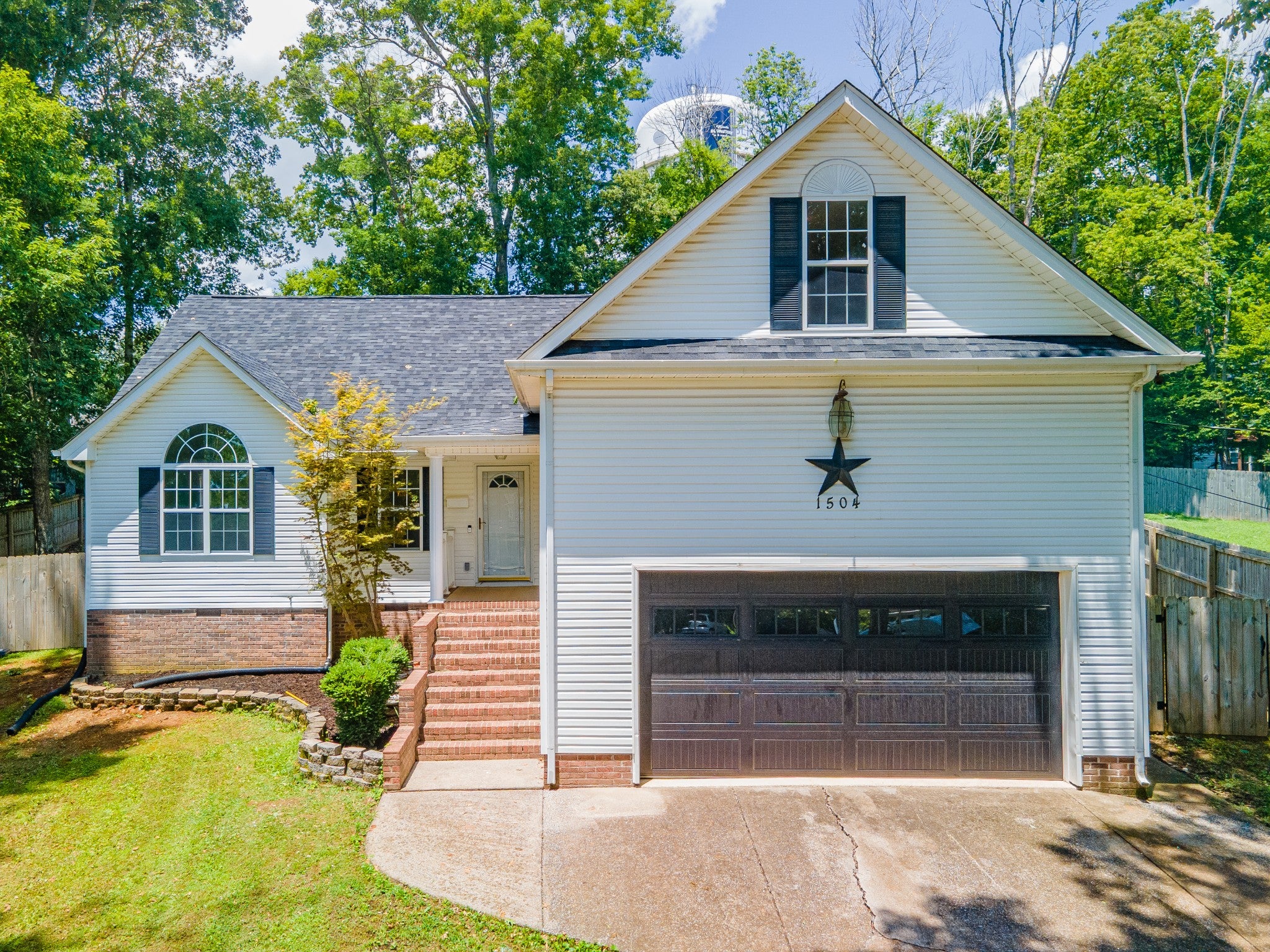 1504 Chestnut Cove Rd