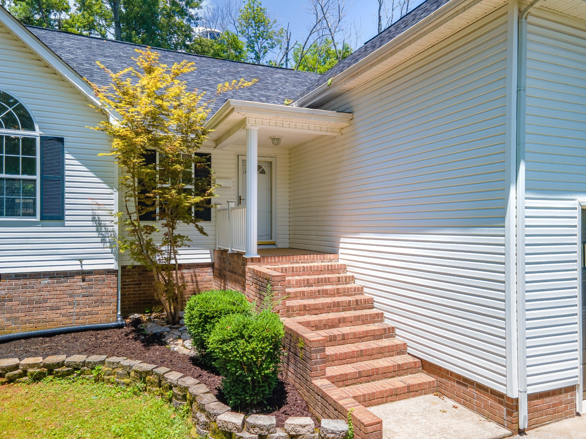 1504 Chestnut Cove Rd