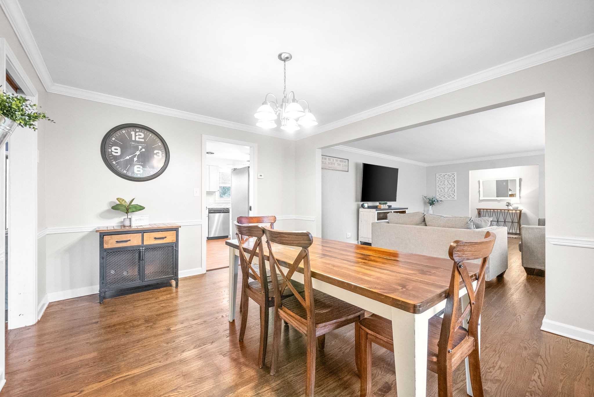 Clarksville, Tennessee 37043, United States, 4 Bedrooms Bedrooms, ,2 BathroomsBathrooms,Residential,Active,156962