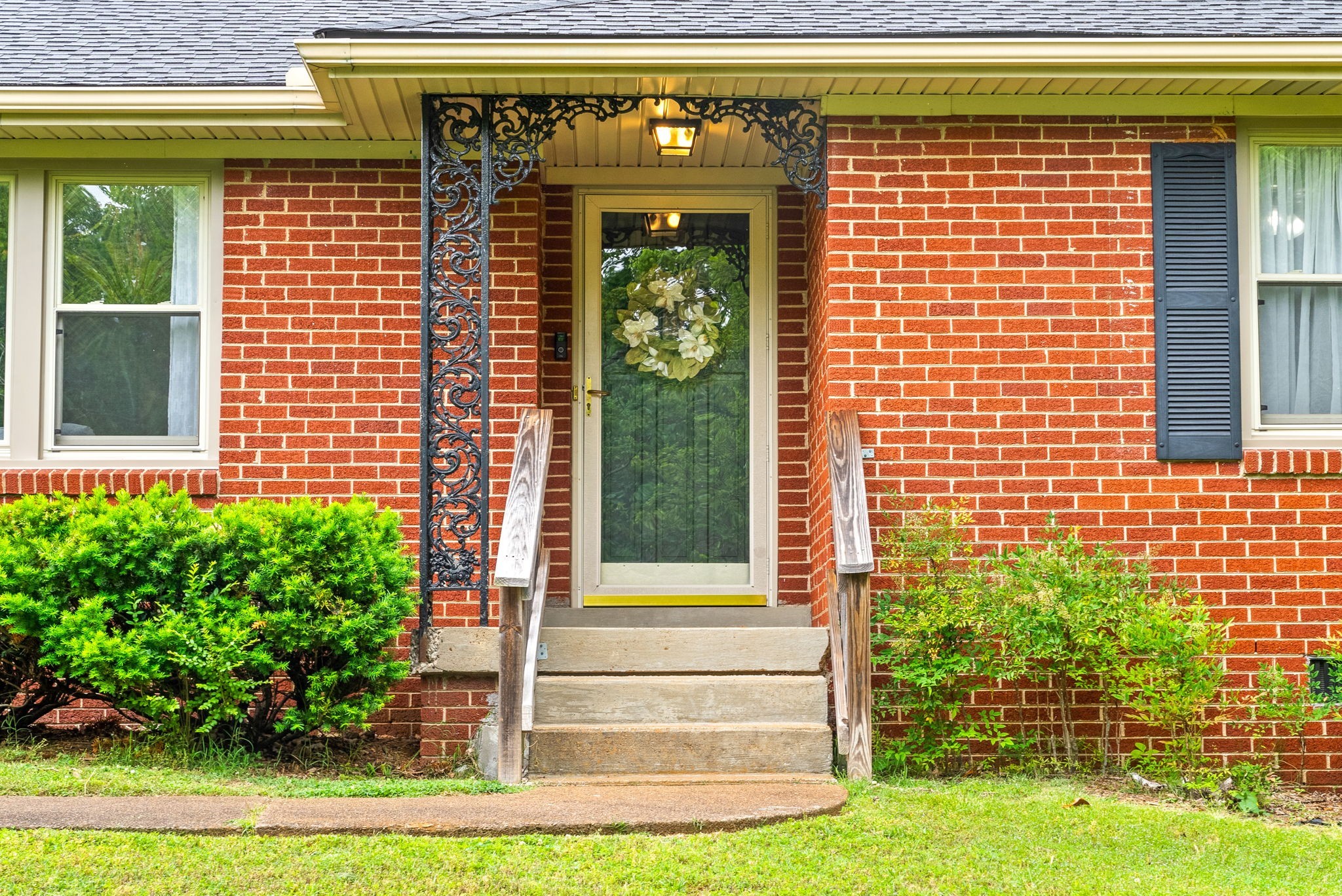 Clarksville, Tennessee 37043, United States, 4 Bedrooms Bedrooms, ,2 BathroomsBathrooms,Residential,Active,156962