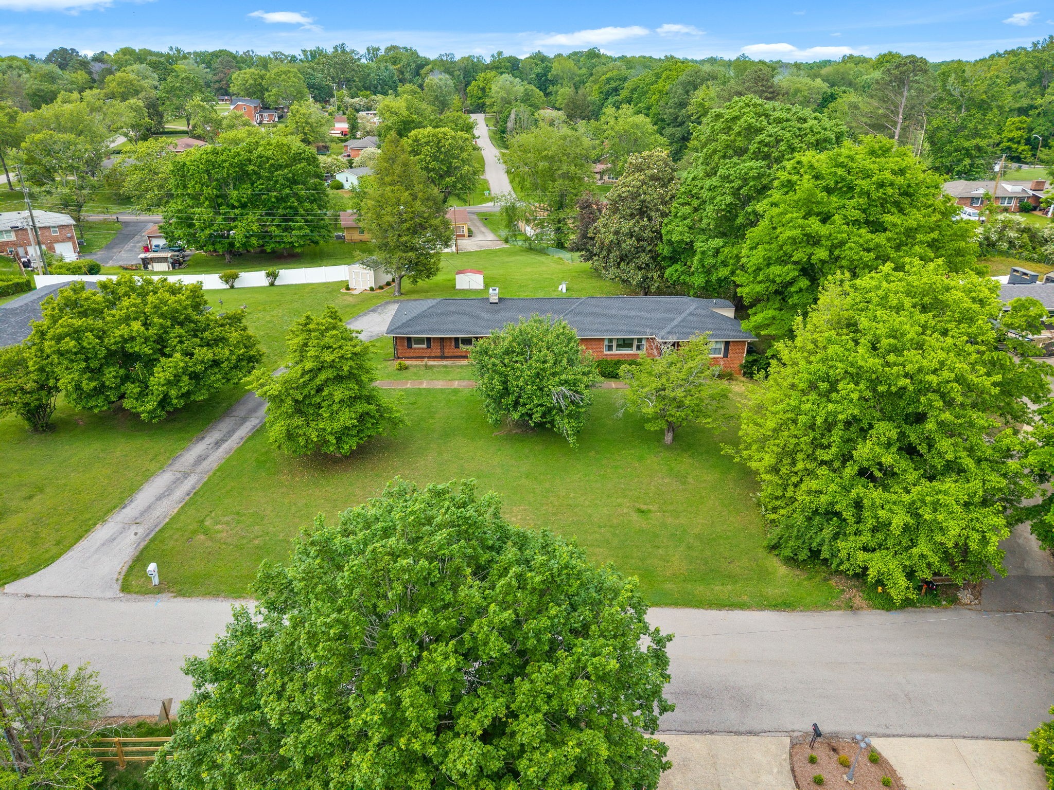 Clarksville, Tennessee 37043, United States, 4 Bedrooms Bedrooms, ,2 BathroomsBathrooms,Residential,Active,156962