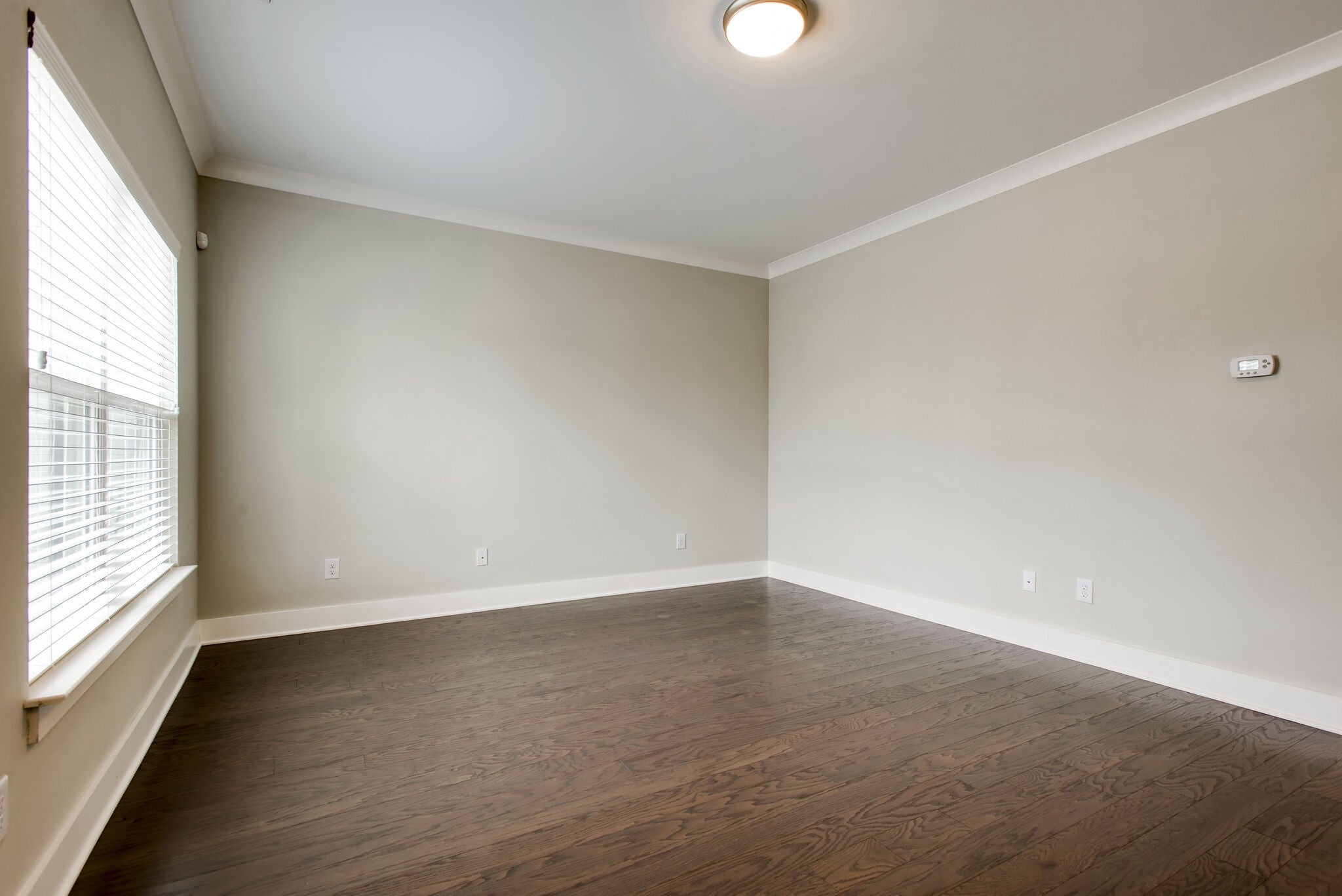 5715 California Ave, Nashville TN 37209 3-bed home, photo 5 of 25