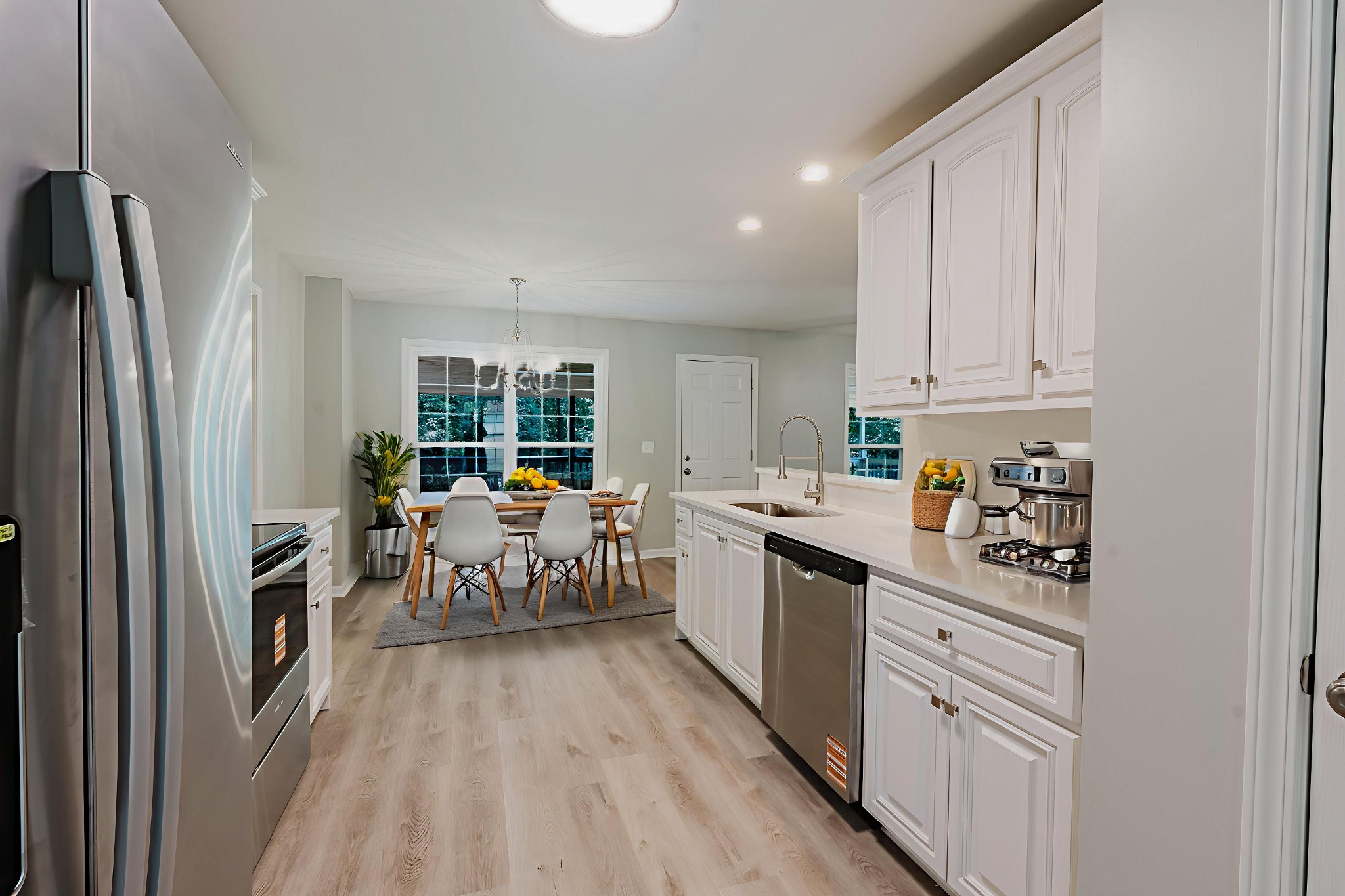 3120 Holly Pt