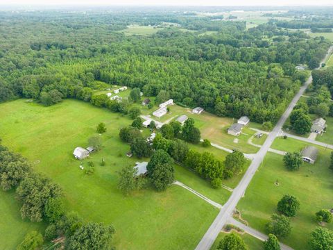3 Appletree Ln Fayetteville TN 37334