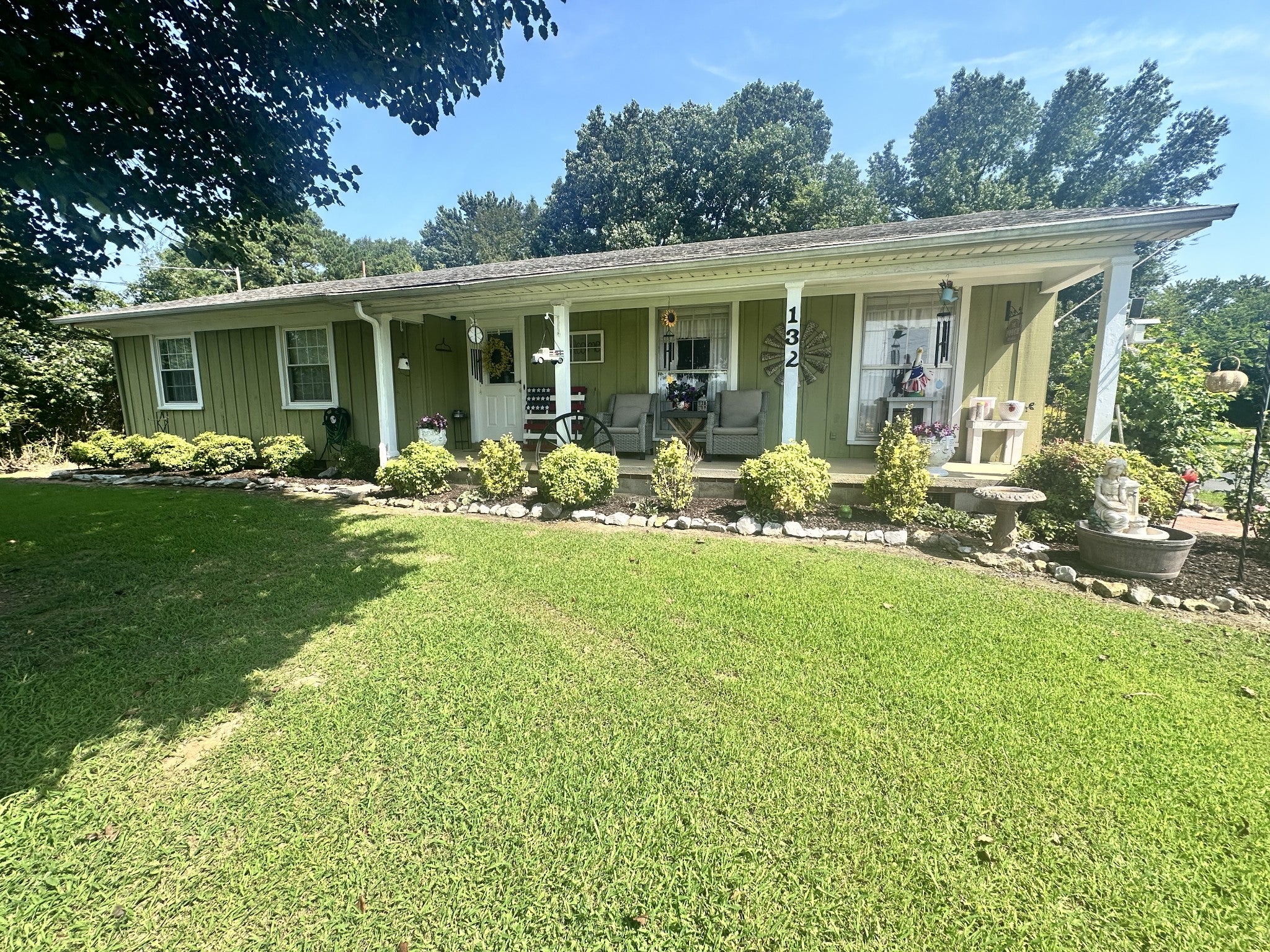 132 Jackson St