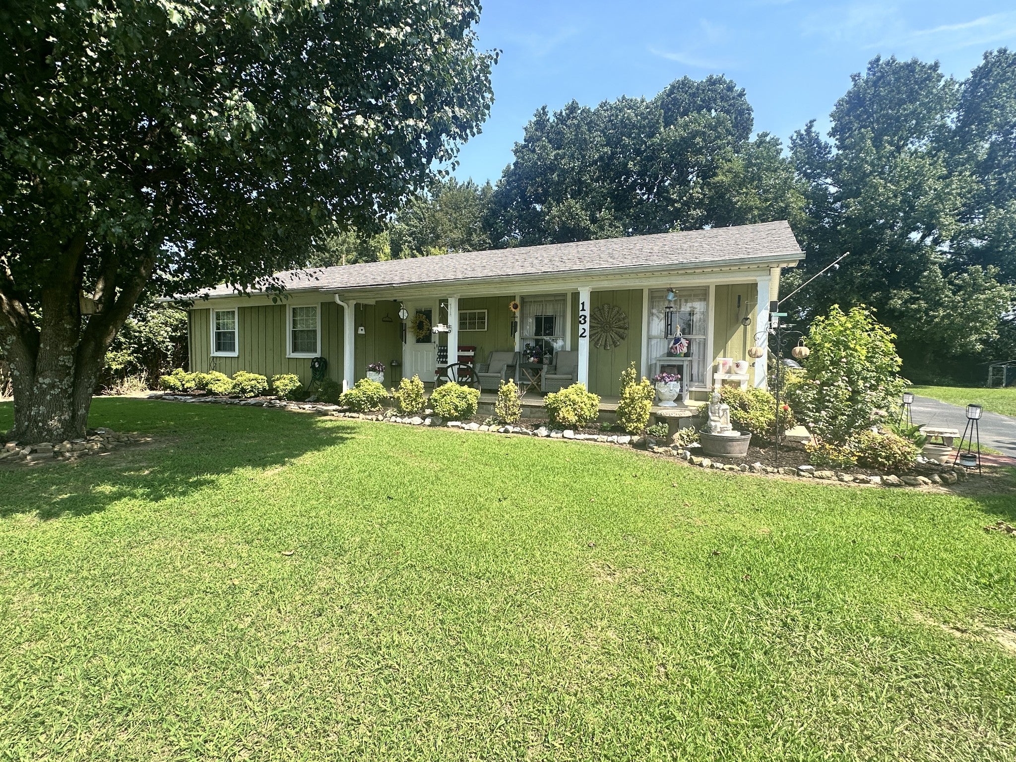 132 Jackson St