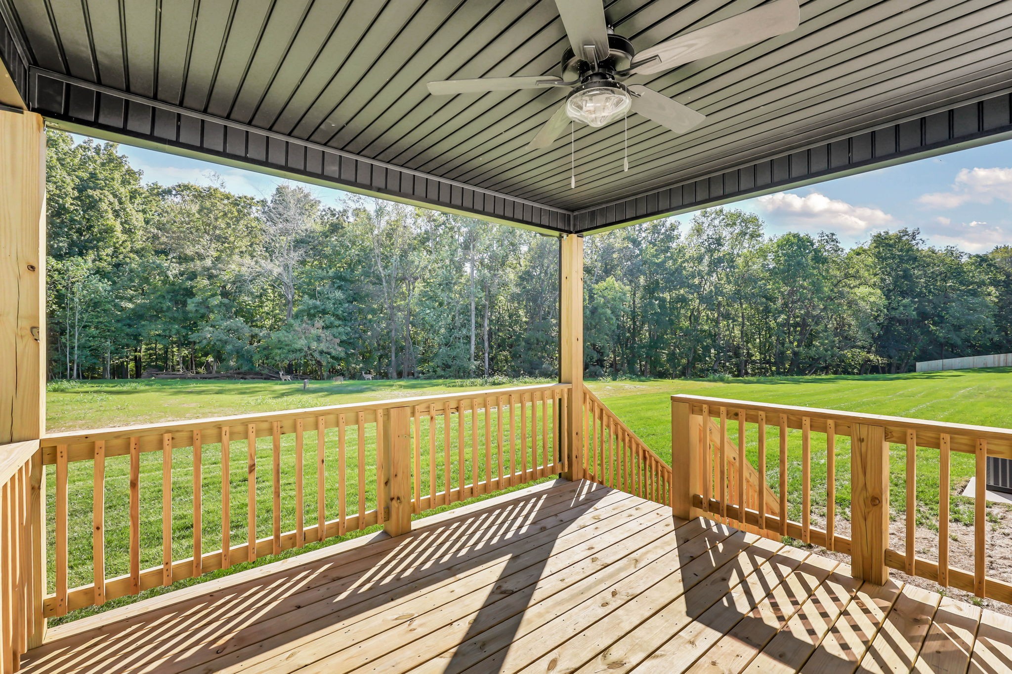 Clarksville, Tennessee 37042, United States, 3 Bedrooms Bedrooms, ,2 BathroomsBathrooms,Residential,Active,173964