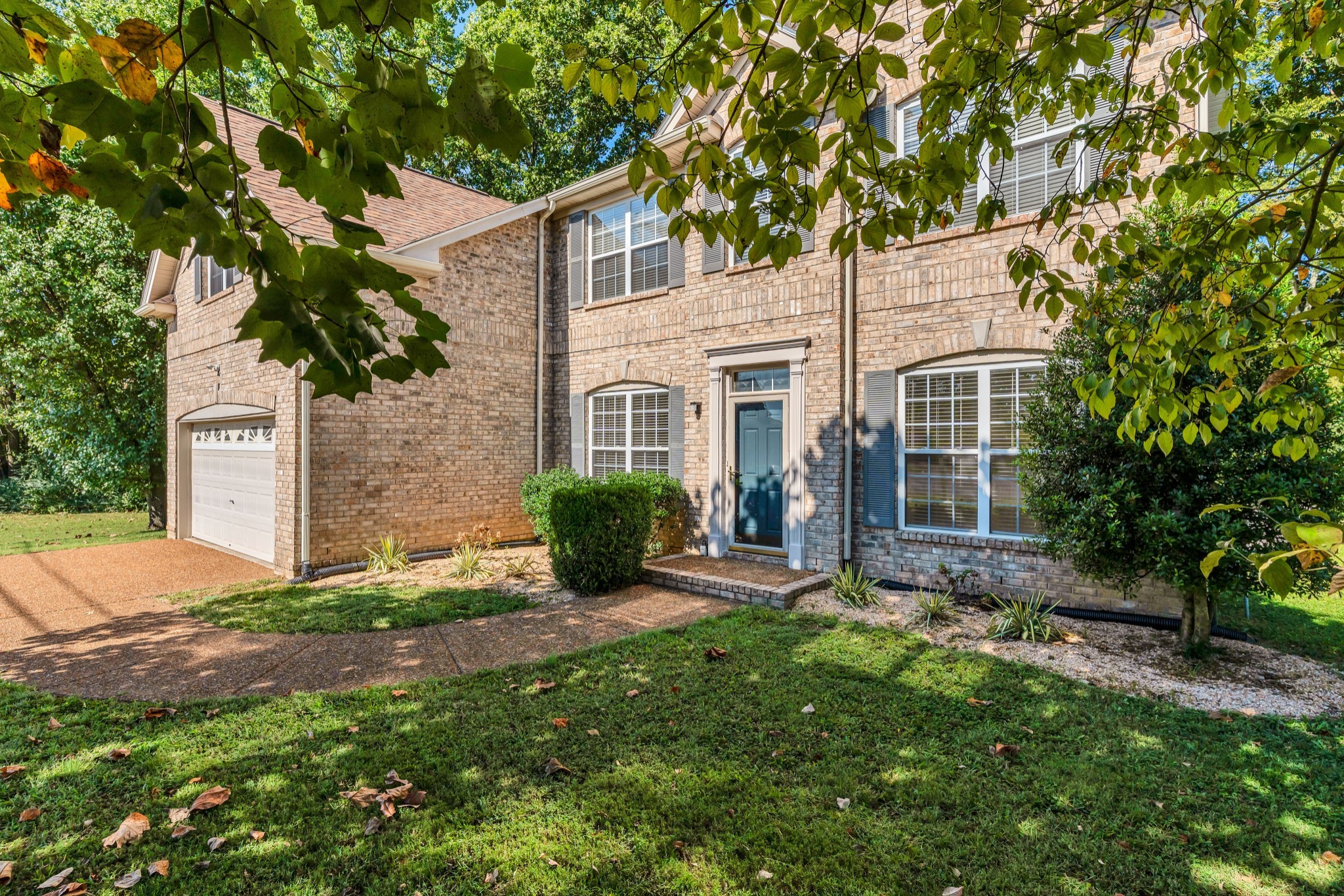3012 Brisbane Dr