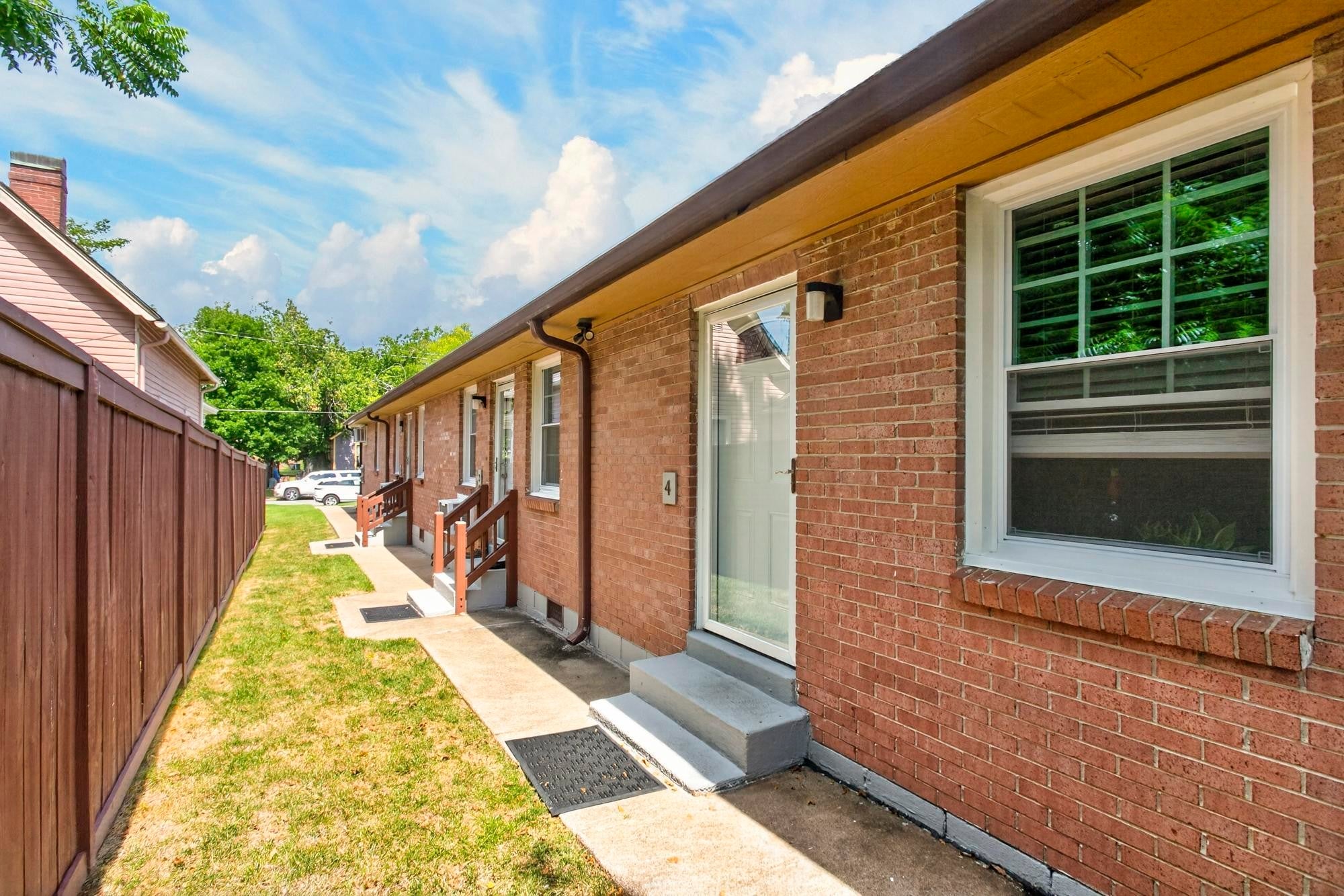 924 Boscobel St, Nashville TN 37206 multi-family property, photo 5 of 49