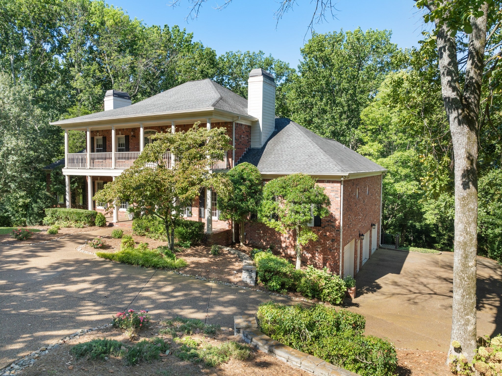 923 Stuart Ln