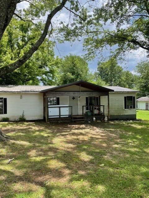 313 Simpson St Lawrenceburg TN 38464