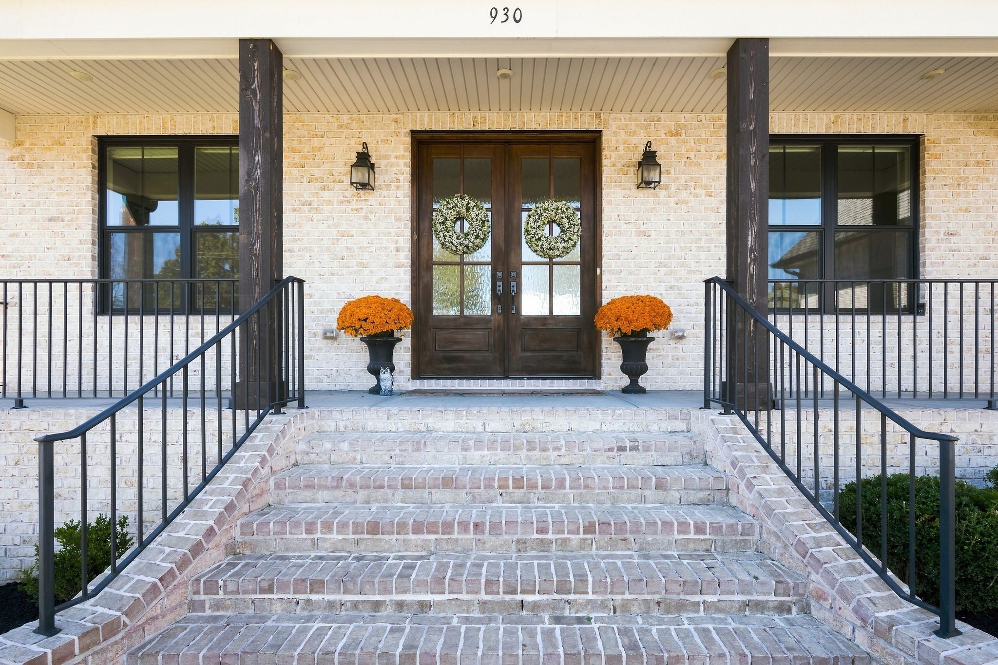 930 Steele Rd
