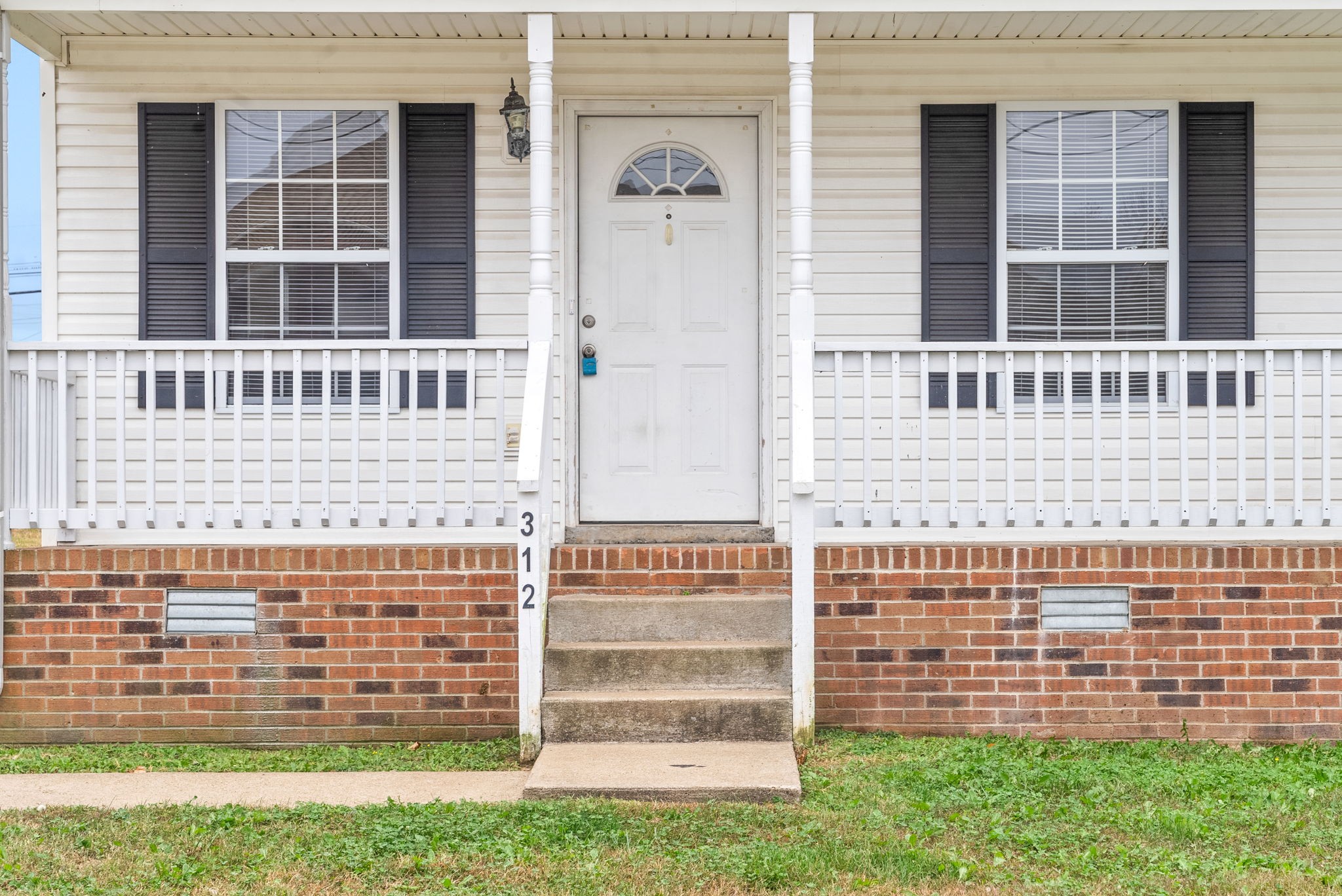 Clarksville, Tennessee 37042, United States, 3 Bedrooms Bedrooms, ,2 BathroomsBathrooms,Residential,Active,34688