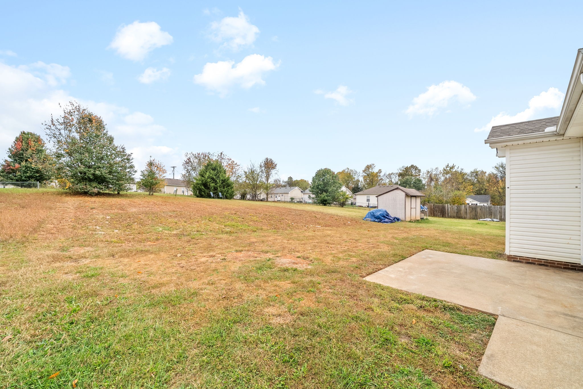 Clarksville, Tennessee 37042, United States, 3 Bedrooms Bedrooms, ,2 BathroomsBathrooms,Residential,Active,34688