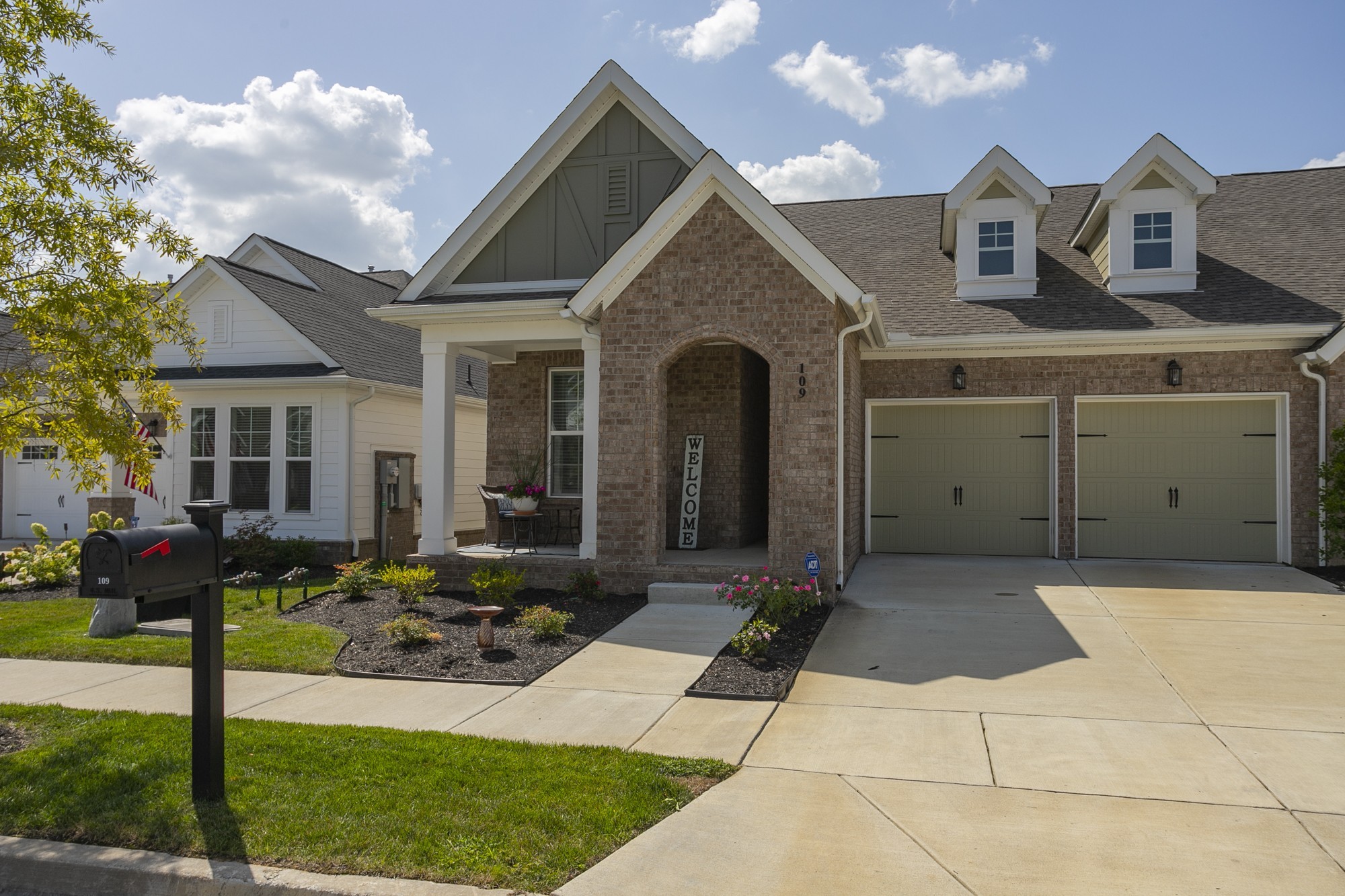 109 Saddlewood Ln