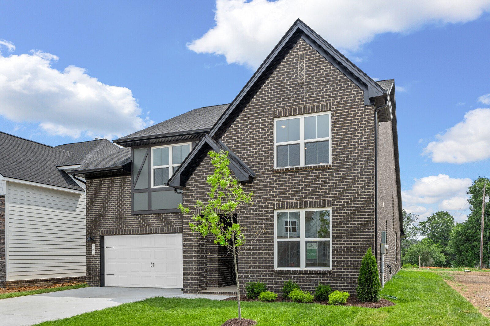 405 Old Spring Ln