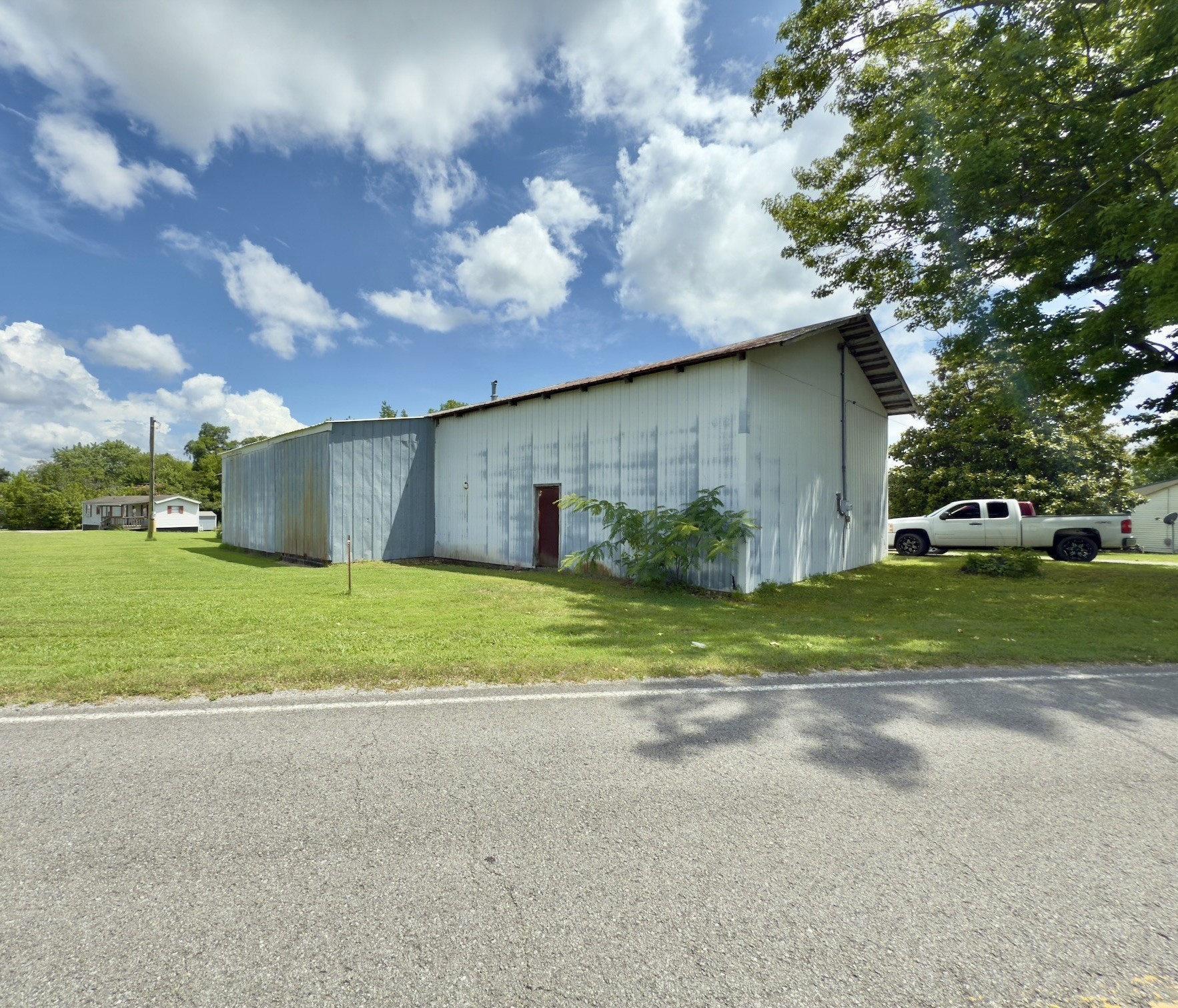 156 Eugene Reed Rd - Photo 2