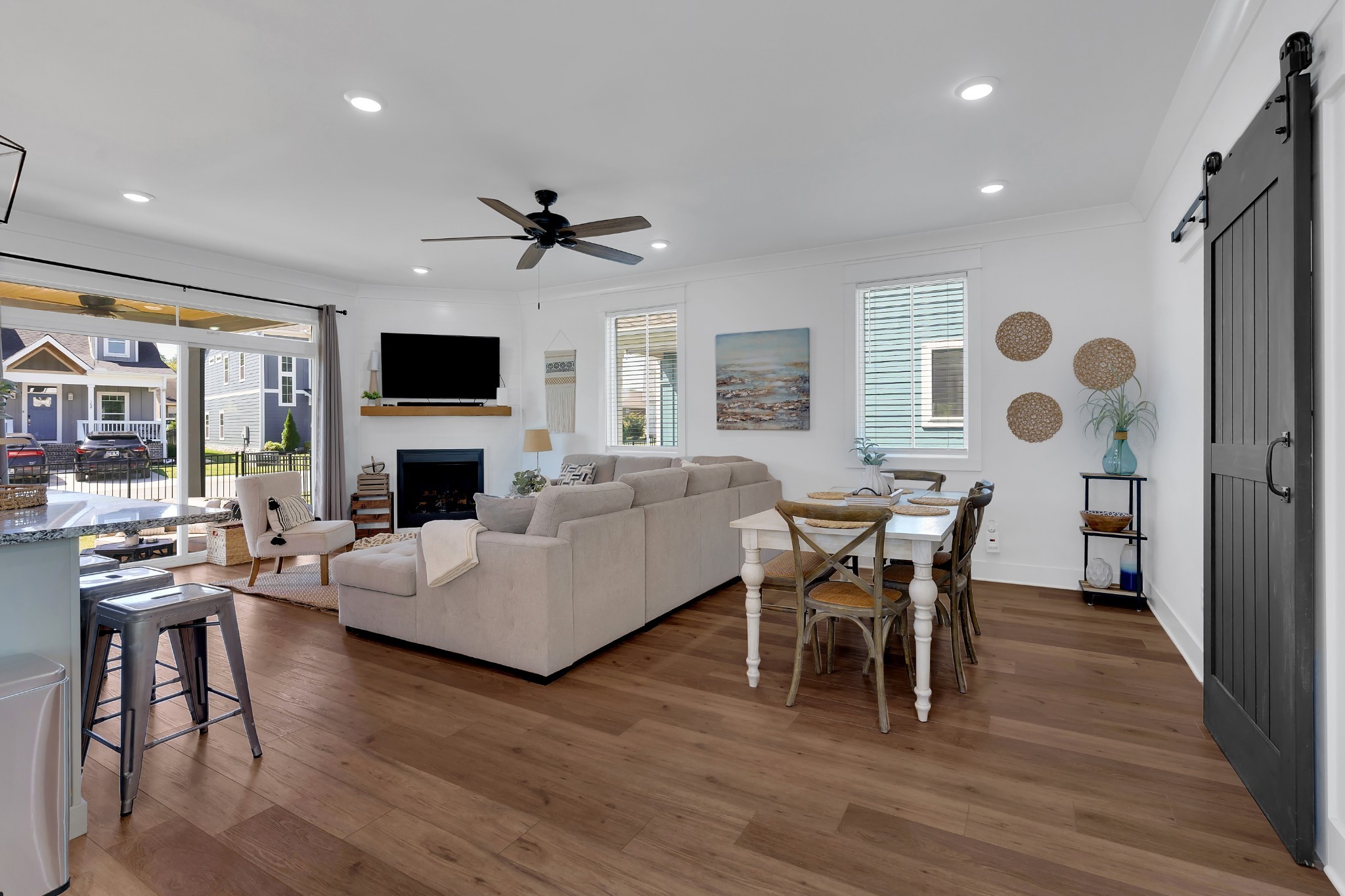 111 Barefoot Way