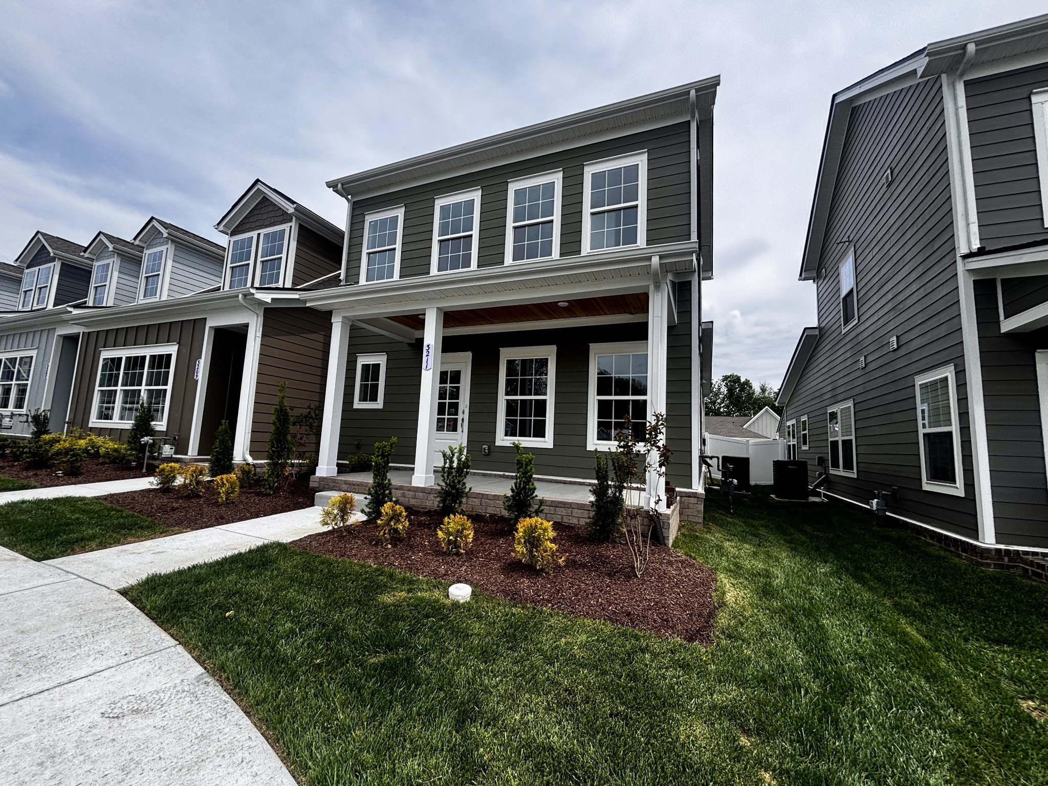 3211 Tasker Dr
