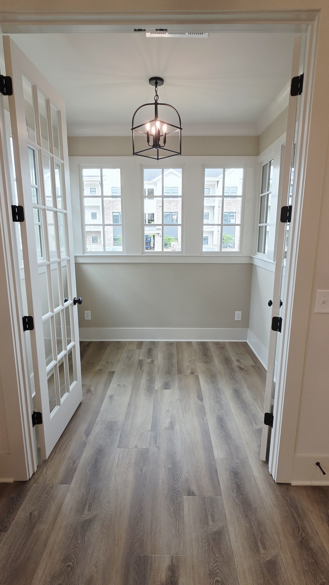 769 Saint Clair Ave