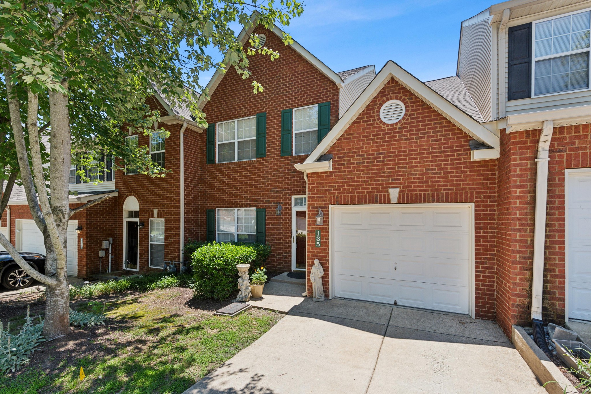 135 Nashboro Grns