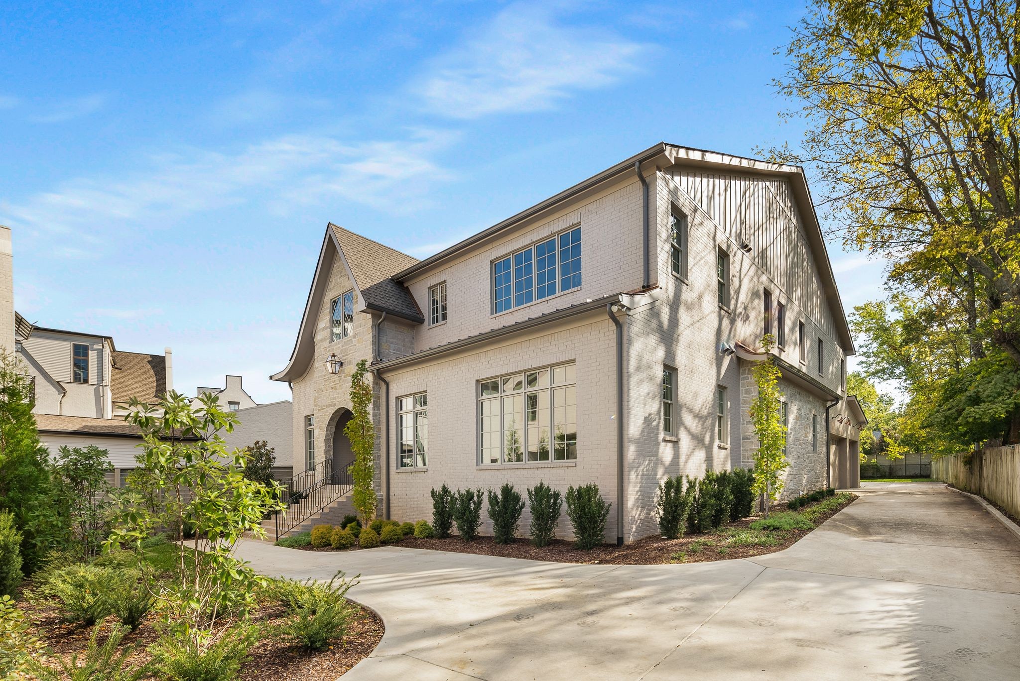 4224B Granny White Pike