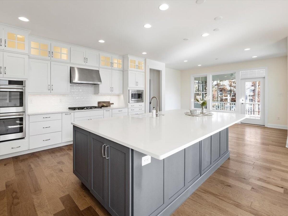 381 Reddenwood Road