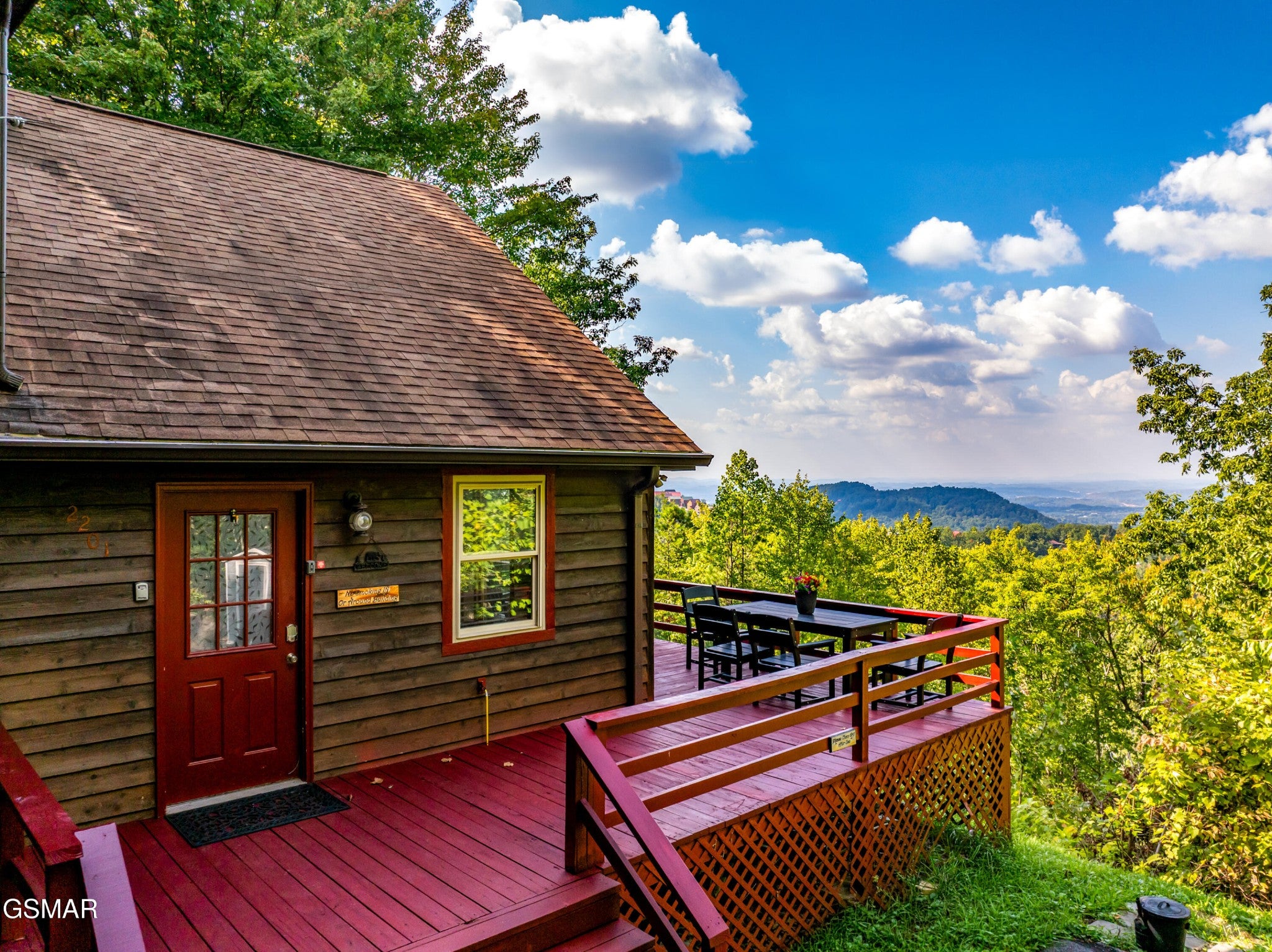 2201 Hideaway Way