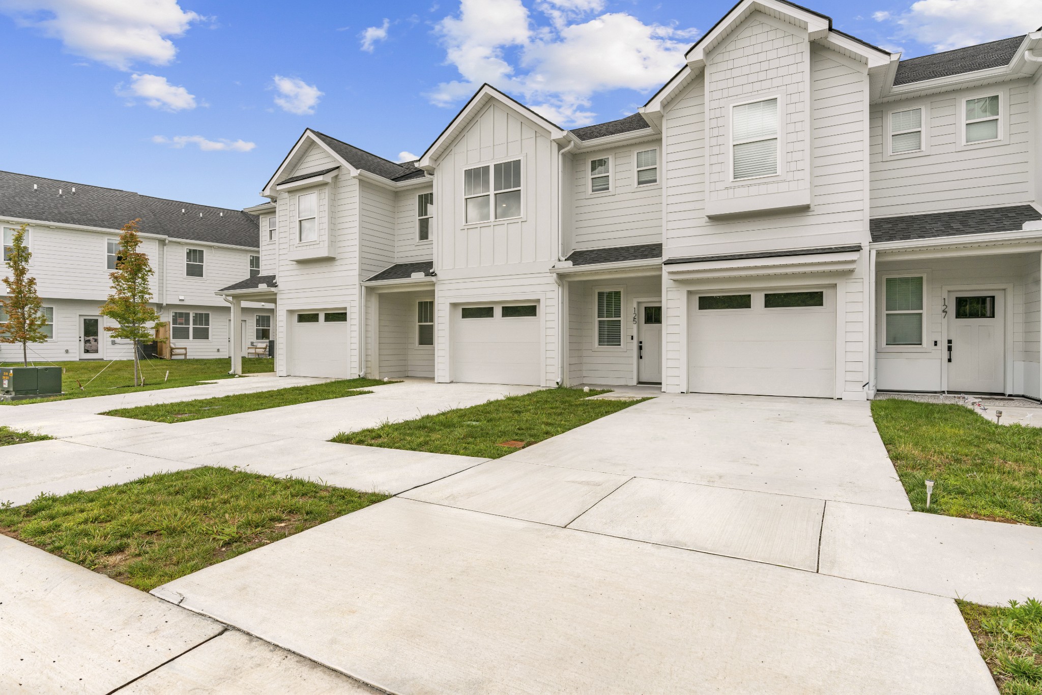 174 High Park Cir 174
