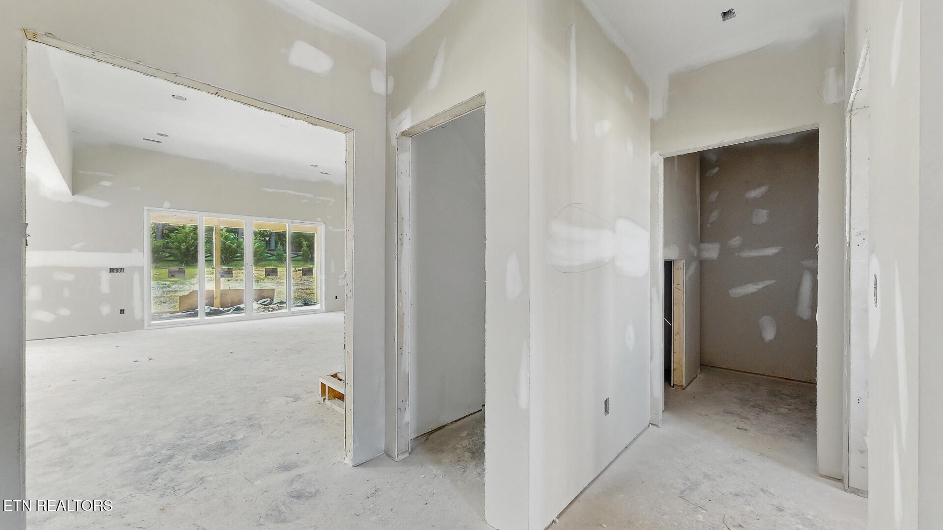 8109 Carolina Cherry Lane