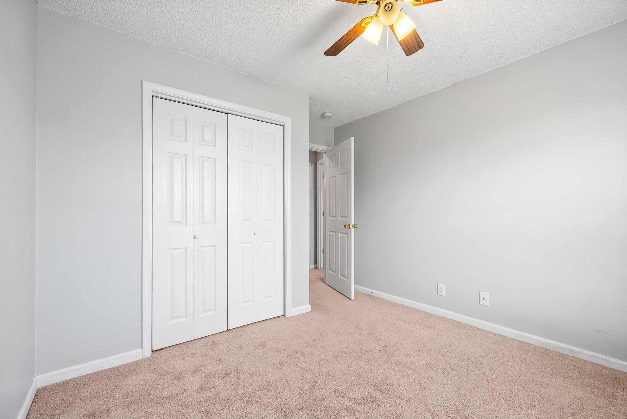 Clarksville, Tennessee 37042, United States, 3 Bedrooms Bedrooms, ,3 BathroomsBathrooms,Residential,Active,109085