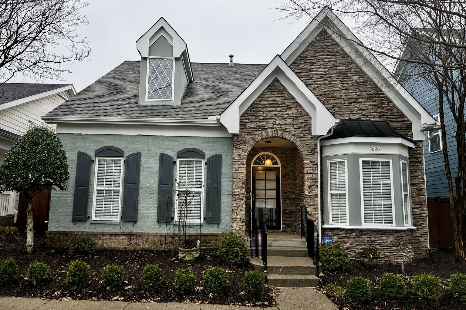 3020 Kingston Cir N