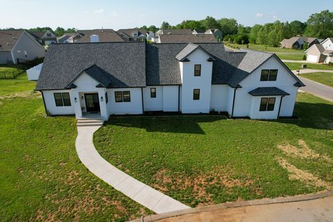 100 Waycross Dr Shelbyville TN 37160